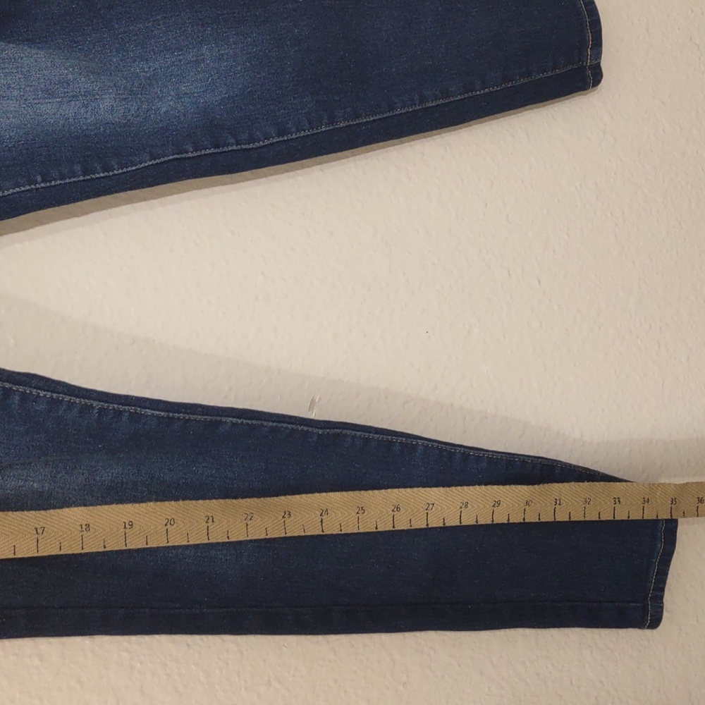 USED BLUE SAVVY DISTRESSED JEANS FRAY ON POCKETS SIZE 5/27 BLUE INSEAM 25INCH - Picture 8 of 14